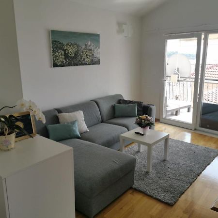 Apartments Dvor - Ap1, Ap2, Ap3 Baska Voda Exterior photo